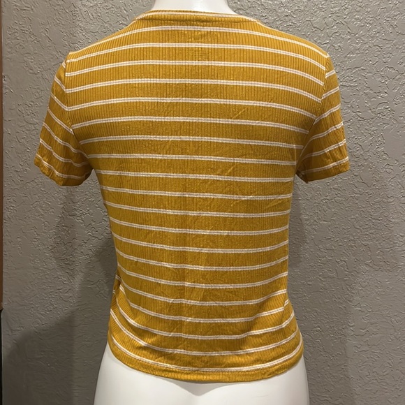 AEO Top Sz M - Picture 2 of 7